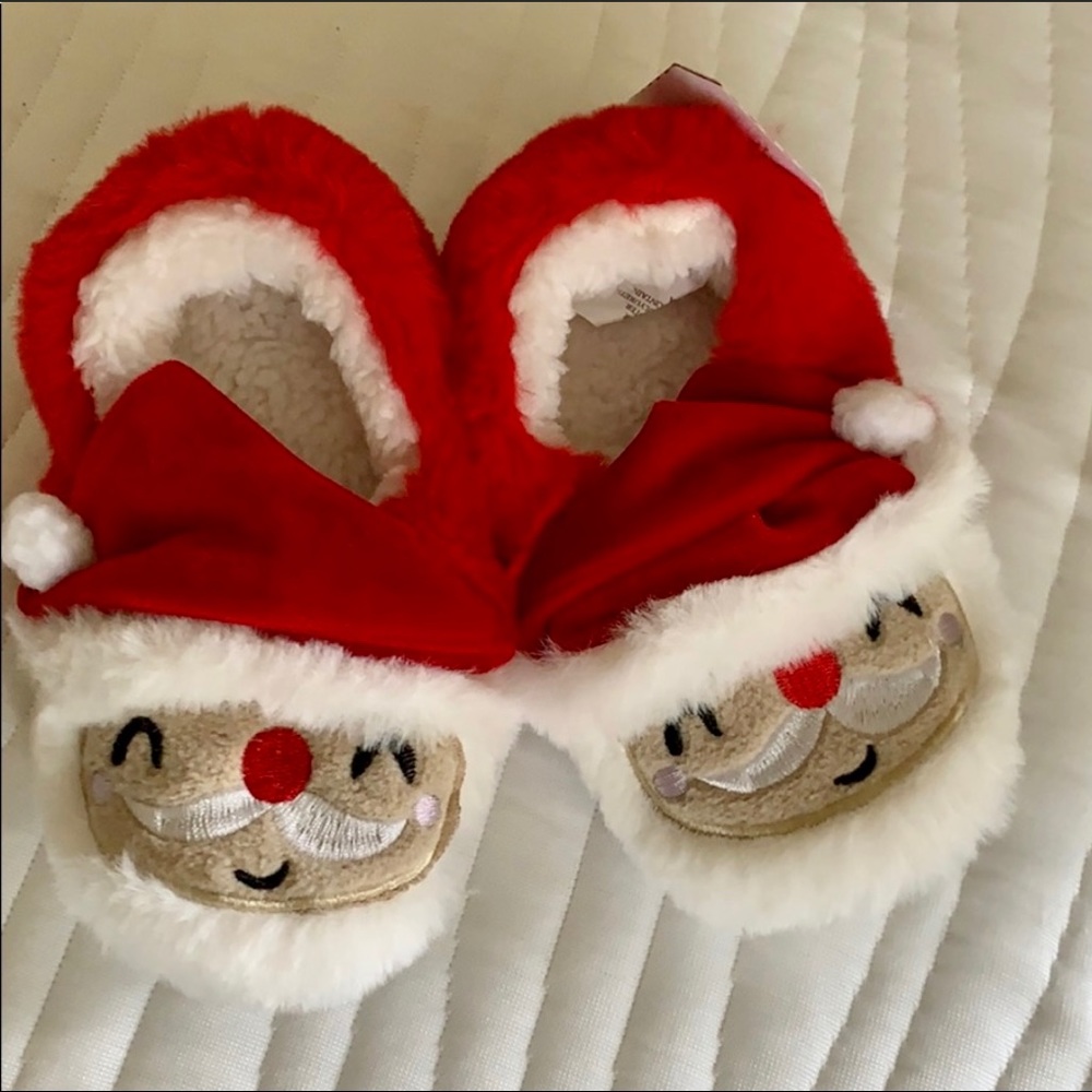 NWT Super Cute Santa 🎅 Slippers